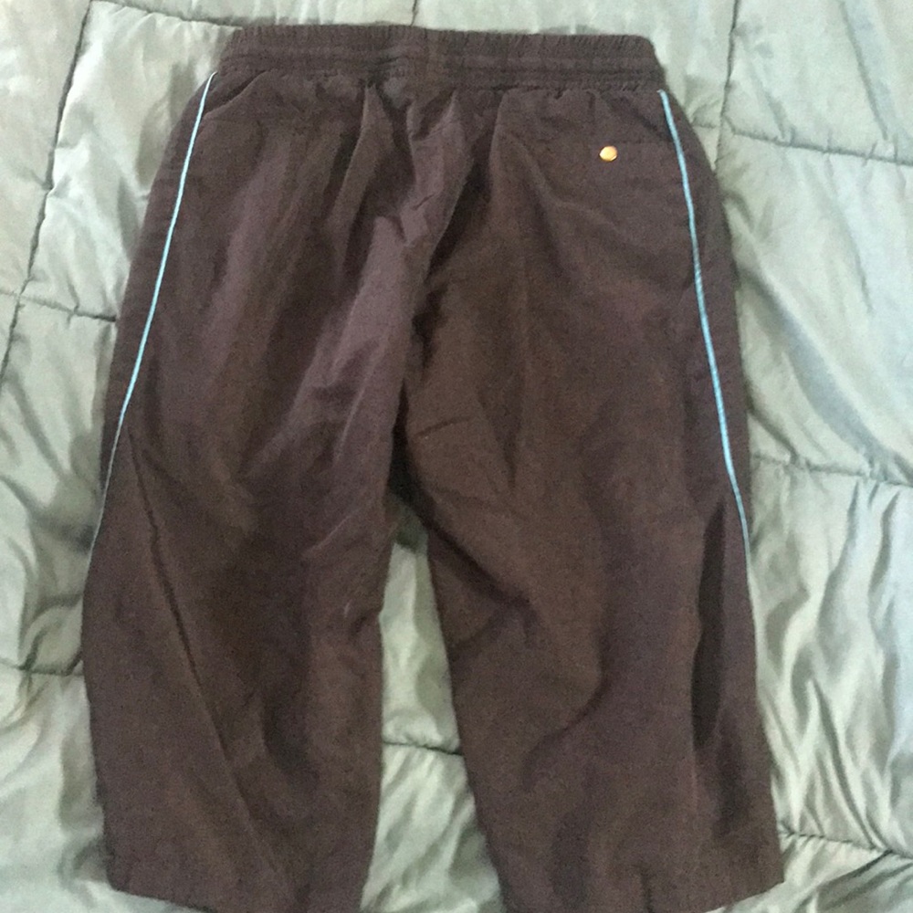 Nike Women’s Lined Capri Cargo Size Medium❤️